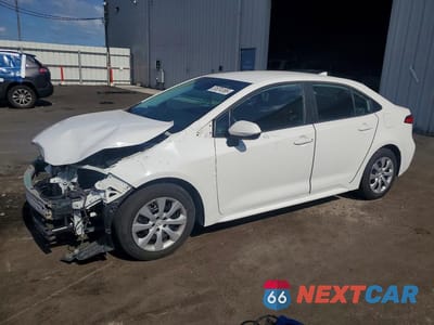 2021 TOYOTA COROLLA LE 5YFEPMAE0MP235626 - główne zdjęcie licytacji z USA - miniatura