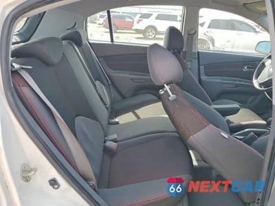 Zdjęcie 10 z 12 samochodu: 2008 KIA RIO 5 SX VIN:KNADE163686345971 - miniatura