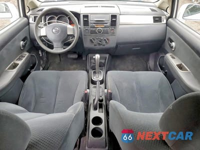 Zdjęcie 8 z 13 samochodu: 2010 NISSAN VERSA 1.8 S VIN:3N1BC1CP6AL398658 - miniatura