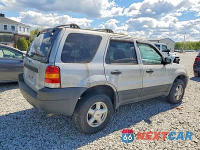 Trzecie zdjęcie samochodu z tyłu: 2003 FORD ESCAPE XLT VIN:1FMYU03143KE22028 - miniatura