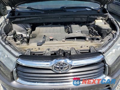 Zdjęcie 12 z 14 samochodu: 2016 TOYOTA HIGHLANDER LE VIN:5TDBKRFH3GS271405 - miniatura