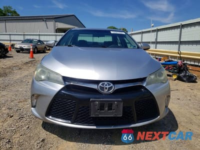 Piąte zdjęcie samochodu w środku: 2017 TOYOTA CAMRY SE VIN:4T1BF1FK3HU317650 - miniatura