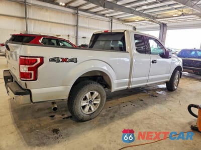 Trzecie zdjęcie samochodu z tyłu: 2019 FORD F150 SUPER CAB VIN:1FTFX1E55KKD50831 - miniatura