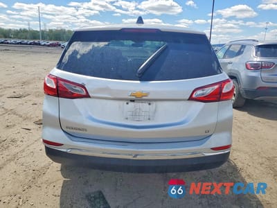 Zdjęcie 6 z 12 samochodu: 2018 CHEVROLET EQUINOX LT VIN:3GNAXJEV3JS646418 - miniatura