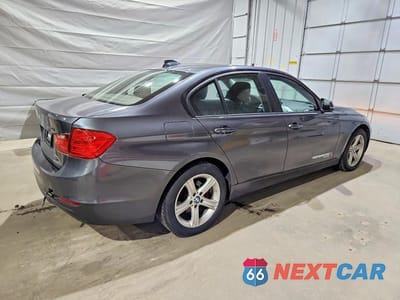 Trzecie zdjęcie samochodu z tyłu: 2014 BMW 320 I XDRIVE VIN:WBA3C3G50ENS69369 - miniatura