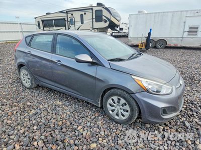 Czwarte zdjęcie samochodu z boku: 2016 HYUNDAI ACCENT SE VIN:KMHCT5AE6GU269470 - miniatura