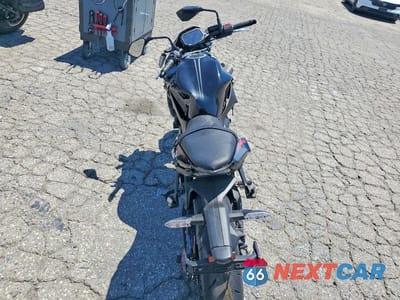 Zdjęcie 6 z 9 samochodu: 2025 KAWASAKI ER650 P VIN:ML5EREP14SDAD6883 - miniatura