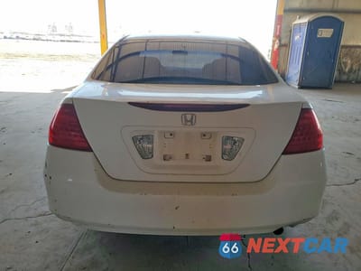 Zdjęcie 6 z 12 samochodu: 2007 HONDA ACCORD LX VIN:JHMCM56427C003496 - miniatura