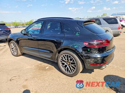 Drugie zdjęcie samochodu z przodu: 2017 PORSCHE MACAN S VIN:WP1AB2A59HLB13622 - miniatura