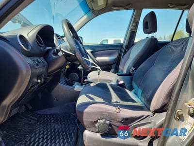 Zdjęcie 7 z 13 samochodu: 2004 TOYOTA RAV4 BASE VIN:JTEGD20V940013826 - miniatura