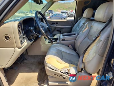 Zdjęcie 7 z 13 samochodu: 2004 GMC YUKON VIN:1GKEC13TX4R259125 - miniatura