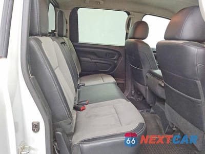 Zdjęcie 10 z 12 samochodu: 2017 NISSAN TITAN S VIN:1N6AA1EKXHN532238 - miniatura