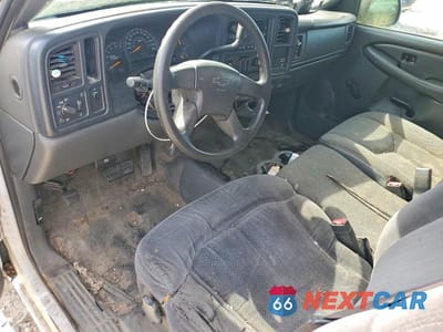Zdjęcie 8 z 12 samochodu: 2004 CHEVROLET SILVERADO K1500 VIN:1GCEK14V74E107714 - miniatura