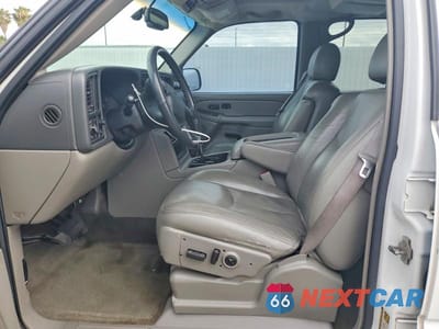 Zdjęcie 7 z 13 samochodu: 2004 CHEVROLET TAHOE C1500 VIN:1GNEC13T24J326219 - miniatura