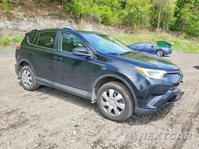 Czwarte zdjęcie samochodu z boku: 2018 TOYOTA RAV4 LE VIN:2T3BFREV2JW784288 - miniatura