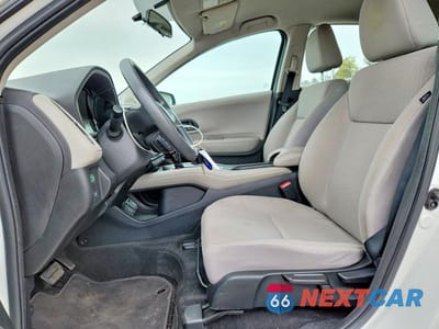 Zdjęcie 7 z 13 samochodu: 2016 HONDA HR-V LX VIN:3CZRU6H35GM707593 - miniatura
