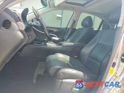Zdjęcie 7 z 12 samochodu: 2013 LEXUS LS 460 VIN:JTHCL5EF1D5019520 - miniatura