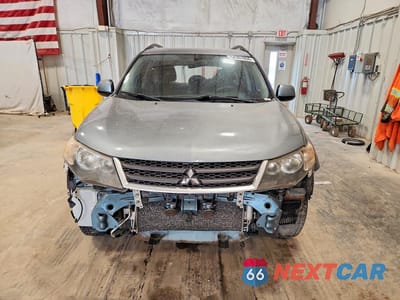 Piąte zdjęcie samochodu w środku: 2007 MITSUBISHI OUTLANDER ES VIN:JA4MS31X77Z011862 - miniatura