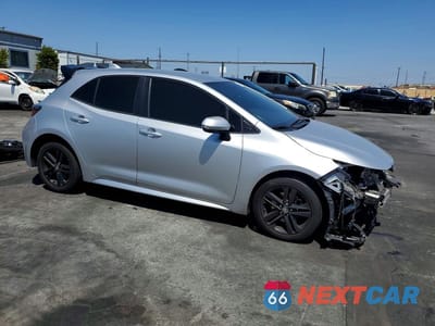 Czwarte zdjęcie samochodu z boku: 2022 TOYOTA COROLLA HATCHBACK SE VIN:JTND4MBE5N3150113 - miniatura