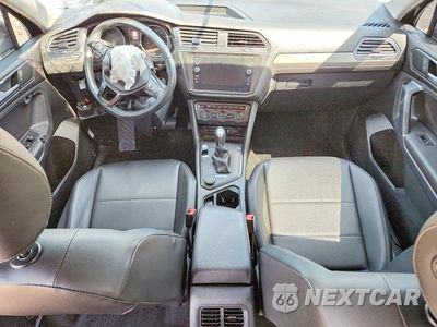 Zdjęcie 8 z 13 samochodu: 2018 VOLKSWAGEN TIGUAN SE VIN:3VV2B7AXXJM204120 - miniatura