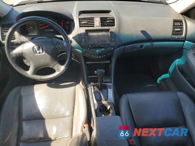 Zdjęcie 8 z 12 samochodu: 2005 HONDA ACCORD EX VIN:1HGCM567X5A166449 - miniatura