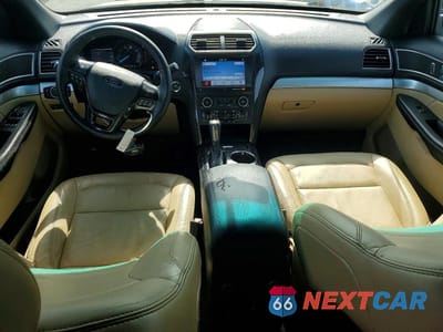 Zdjęcie 8 z 13 samochodu: 2017 FORD EXPLORER XLT VIN:1FM5K7DH8HGA67114 - miniatura