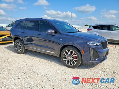 Czwarte zdjęcie samochodu z boku: 2025 CADILLAC XT6 SPORT VIN:1GYKPGRS8SZ126455 - miniatura