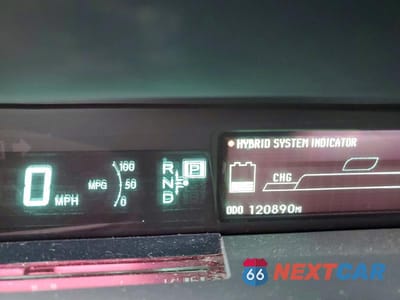 Zdjęcie 9 z 13 samochodu: 2011 TOYOTA PRIUS FOUR VIN:JTDKN3DU4B0324046 - miniatura