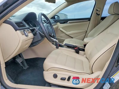 Zdjęcie 7 z 12 samochodu: 2018 VOLKSWAGEN PASSAT SE VIN:1VWBA7A3XJC051039 - miniatura