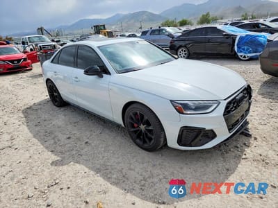 Czwarte zdjęcie samochodu z boku: 2023 AUDI A4 PREMIUM PLUS 45 VIN:WAUEAAF47PA035512 - miniatura