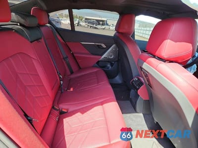 Zdjęcie 10 z 12 samochodu: 2025 BMW 530 I VIN:WBA43FJ02SCU07083 - miniatura