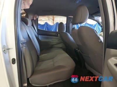 Zdjęcie 10 z 12 samochodu: 2015 TOYOTA TACOMA V6 VIN:5TFLU4EN9FX143283 - miniatura