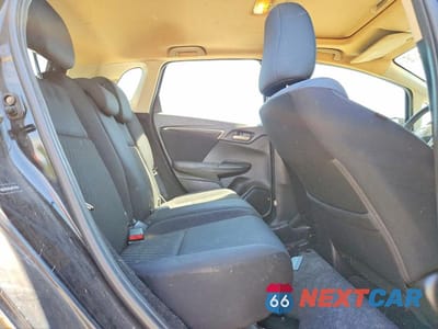 Zdjęcie 10 z 12 samochodu: 2018 HONDA FIT EX VIN:3HGGK5H80JM710032 - miniatura