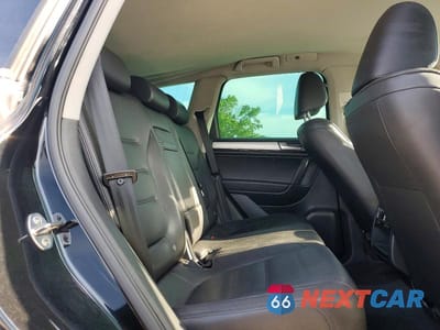 Zdjęcie 11 z 13 samochodu: 2011 VOLKSWAGEN TOUAREG V6 VIN:WVGFF9BP2BD003223 - miniatura