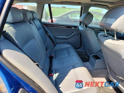 Zdjęcie 10 z 12 samochodu: 2003 BMW 325 XIT VIN:WBAEP334X3PF03175 - miniatura