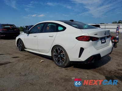 Drugie zdjęcie samochodu z przodu: 2026 BMW 228XI VIN:WBA23GG02T7U32239 - miniatura