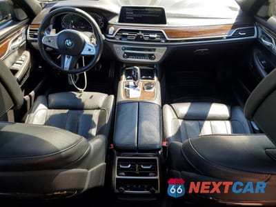 Zdjęcie 8 z 12 samochodu: 2020 BMW 745XE VIN:WBA7W4C05LCD34592 - miniatura