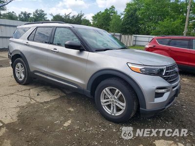Czwarte zdjęcie samochodu z boku: 2021 FORD EXPLORER XLT VIN:1FMSK8DH0MGB66609 - miniatura