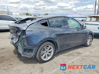 Trzecie zdjęcie samochodu z tyłu: 2024 TESLA MODEL Y VIN:7SAYGDED8RF032889 - miniatura