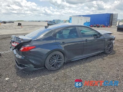 Trzecie zdjęcie samochodu z tyłu: 2025 TOYOTA CAMRY SE VIN:4T1DAACK4SU093629 - miniatura