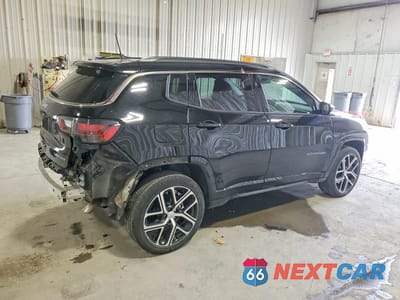 Trzecie zdjęcie samochodu z tyłu: 2024 JEEP COMPASS LIMITED VIN:3C4NJDCN3RT106590 - miniatura