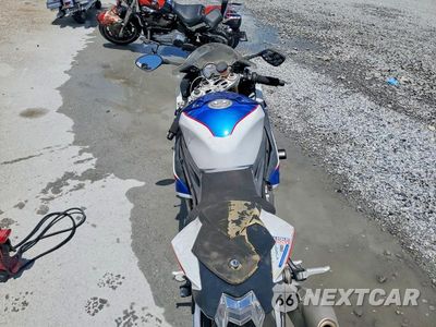 Zdjęcie 6 z 9 samochodu: 2018 BMW S 1000 RR VIN:WB10D6000JZ711490 - miniatura