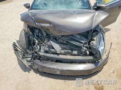 Zdjęcie 11 z 12 samochodu: 2015 VOLKSWAGEN EOS KOMFORT VIN:WVWBW8AHXFV005633 - miniatura