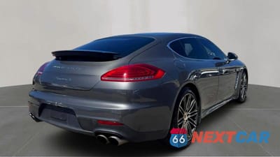 Czwarte zdjęcie samochodu z boku: 2015 PORSCHE PANAMERA S VIN:WP0AB2A78FL050044 - miniatura