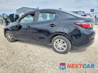 Drugie zdjęcie samochodu z przodu: 2019 TOYOTA YARIS L VIN:3MYDLBYV1KY527642 - miniatura