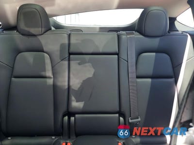 Zdjęcie 10 z 13 samochodu: 2023 TESLA MODEL Y VIN:7SAYGDEE2PF768457 - miniatura