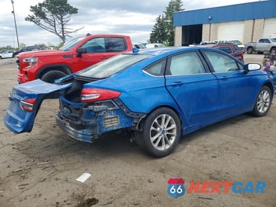 Trzecie zdjęcie samochodu z tyłu: 2020 FORD FUSION SE VIN:3FA6P0HD2LR187376 - miniatura