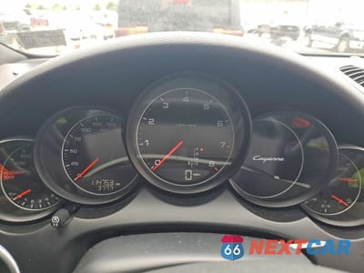 Zdjęcie 8 z 10 samochodu: 2011 PORSCHE CAYENNE VIN:WP1AA2A29BLA05758 - miniatura