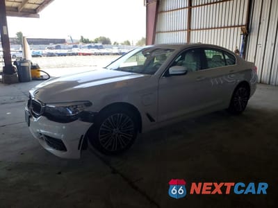 2020 BMW 530E WBAJA9C02LCD50458 - główne zdjęcie licytacji z USA - miniatura