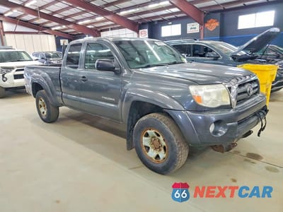 Czwarte zdjęcie samochodu z boku: 2009 TOYOTA TACOMA ACCESS CAB VIN:5TEUU42N49Z665051 - miniatura